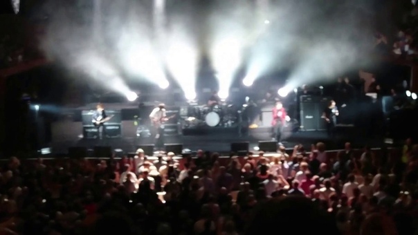 Kasabian Club Foot 08, 03, 17 Sydney Opera