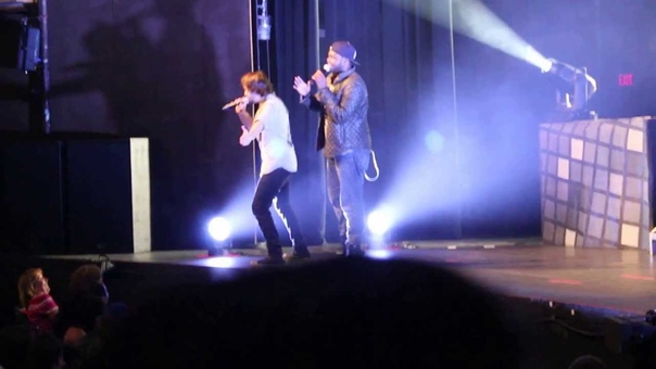 Pentatonix ( Avi Kevin) Crowd Choir New