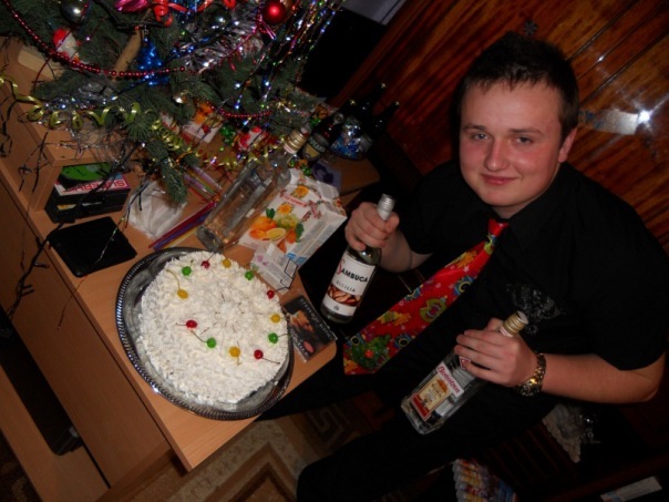 №26, Анатолій Грушевський, 25 лет, Среднее №26, Анатолій Грушевський, 25 лет, Среднее