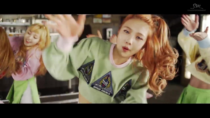 Red Velvet Ice Cream Cake