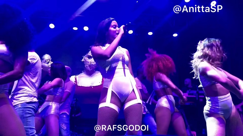 Não Perco Meu Tempo Anitta AO VIVO em Itaboraí RJ (30, 04,