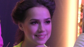 Alina Zagitova  2124 Sleeping Beauty Autographs!