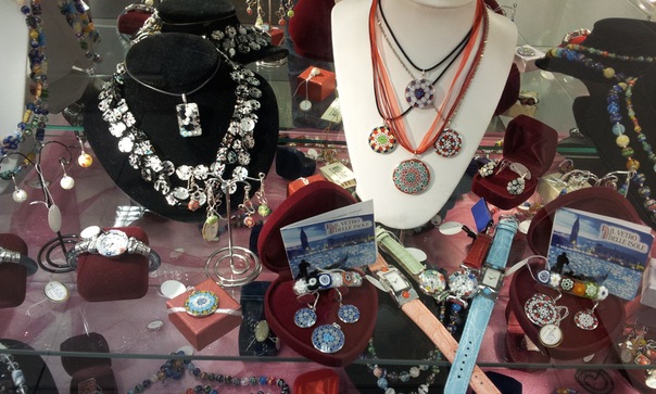 Магазинчик Millefiori. Украшения, стекло Мурано.