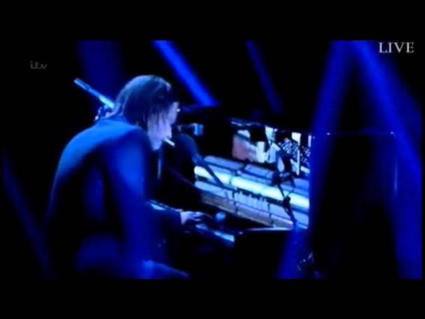 Thom Yorke Ingénue (live at Jonathan Ross