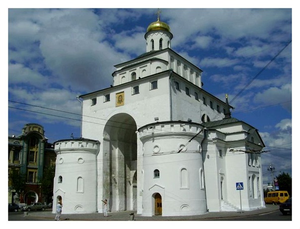 Древние русские крепости В эпоху средневековья строительство оборонительных соор