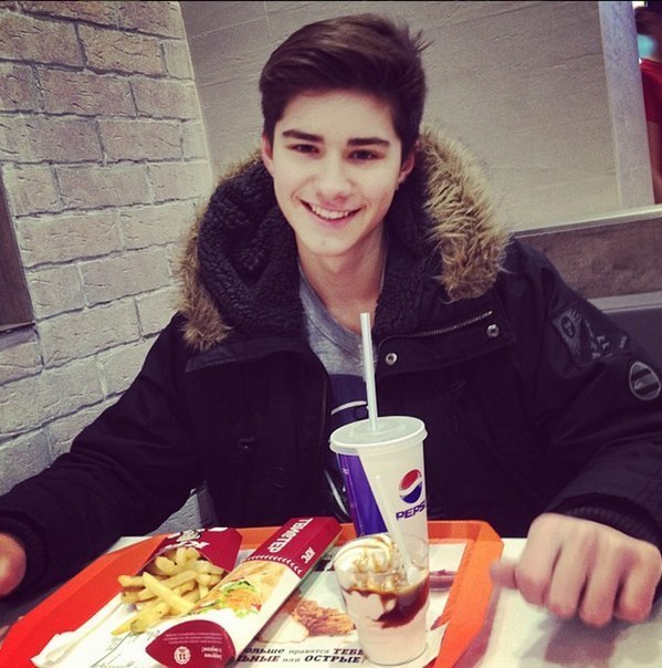 Артем Якименко |