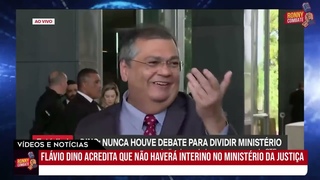 Andria Sadi escancara nepotismo de Bolsonaro. Ministro Dino ao vivo em frente ao STF!