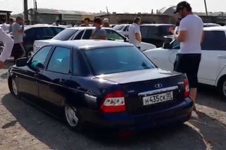 Авто-рынок в Дагестане.